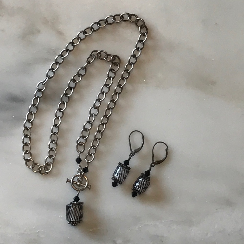 Glass Beads Necklace & Earrings Set EUC